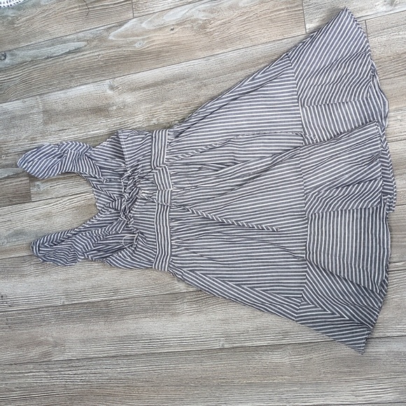 Harper & Me Striped Ruffle Dress S - Picture 4 of 5